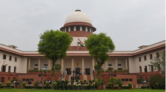 चुनावी बॉन्ड मामले में कॉरपोरेट और नेताओं के बीच सांठगांठ की हो एसआईटी जांच: एससी