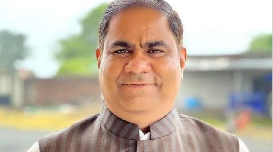 इंदौर में कांग्रेस को दूसरा झटका, सब्सिट्यूट कैंडिडेट की याचिका खारिज
