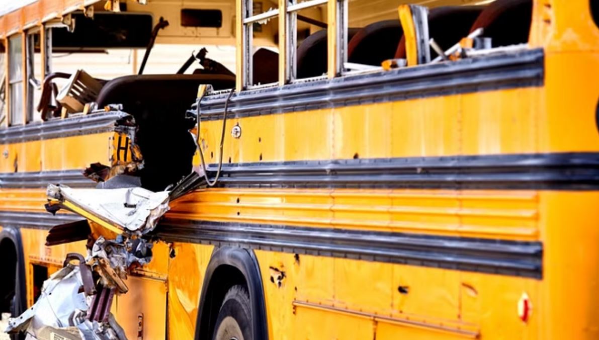 रांची में एक स्कूल बस के पलटने से 15 बच्चे घायल, मामले की जांच जारी