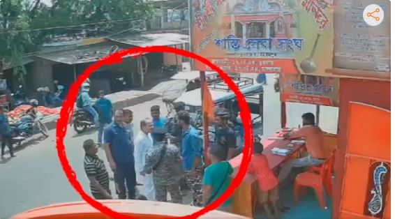 अधीर रंजन चौधरी ने टीएमसी कार्यकर्ता से की धक्का-मुक्की