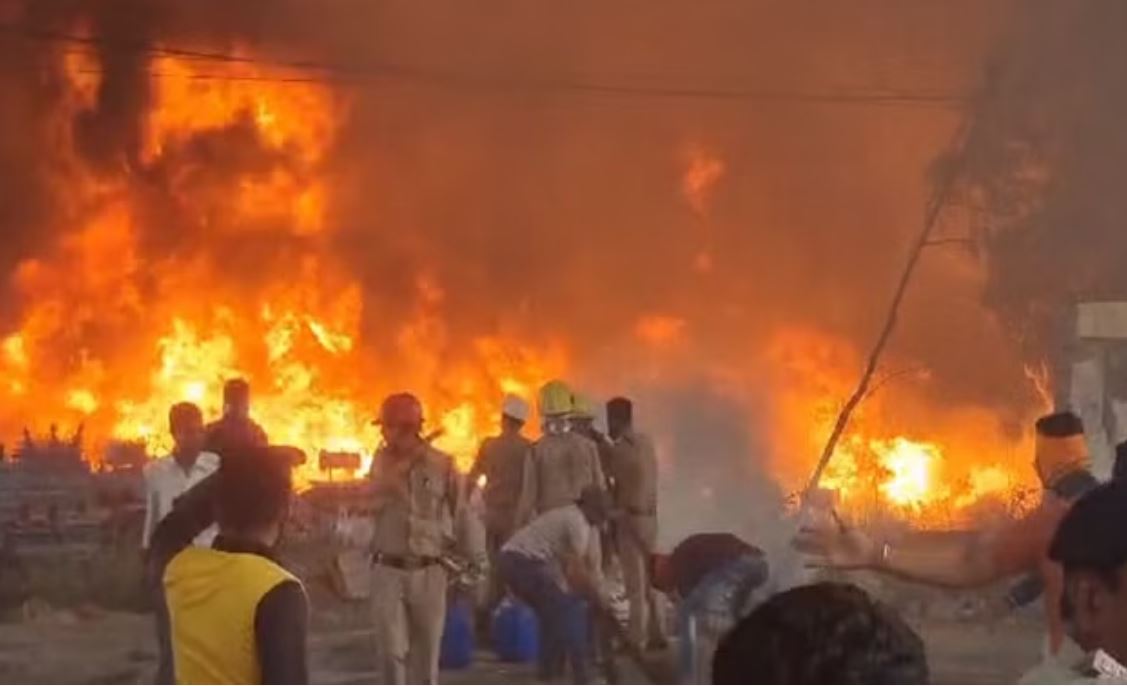 रायपुर में बिजली विभाग के 1500 ट्रांसफार्मर जलकर खाक, मची अफरा-तफरी