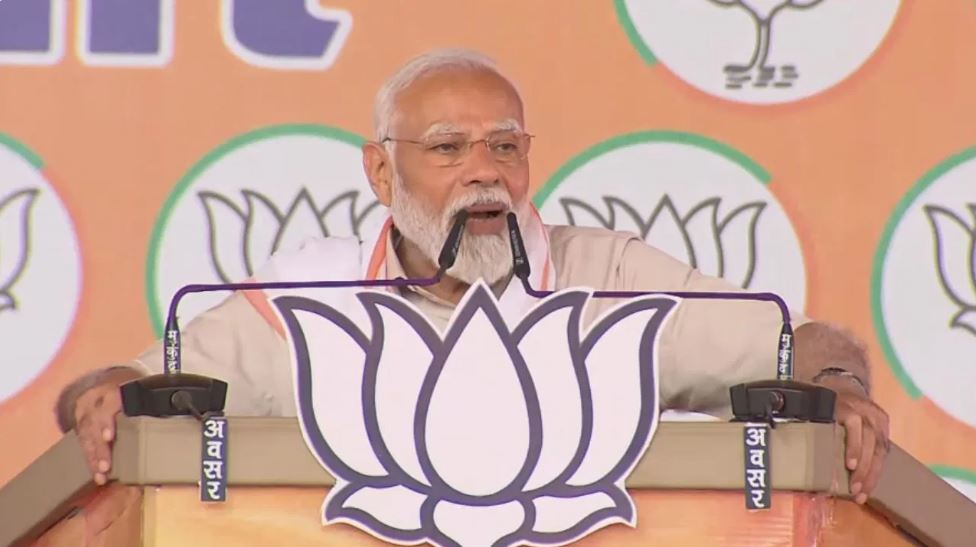 देशभर में शक्ति की उपासना की धूम मची हुई है- पीलीभीत में बोले पीएम मोदी