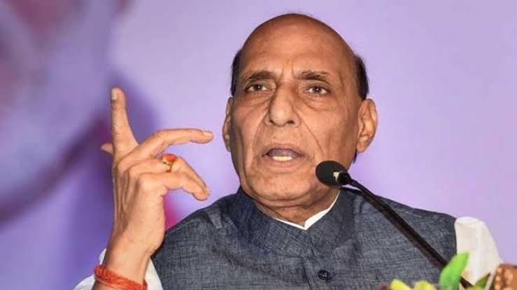 'कांग्रेस और भ्रष्टाचार के बीच है अटूट रिश्ता': राजनाथ सिंह