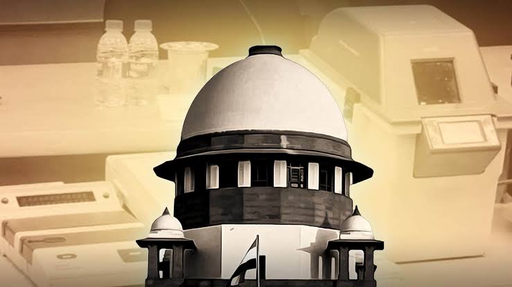 वीवीपैट को लेकर सुप्रीम कोर्ट ने खारिज की सभी याचिकाएं, बैलेट पेपर की मांग भी ठुकराई