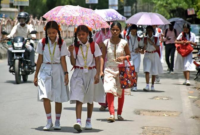 बढ़ती गर्मी के कारण झारखंड में आठवीं तक की कक्षाएं निलंबित, ओडिशा और आंध्र प्रदेश में पारा 40 के पार