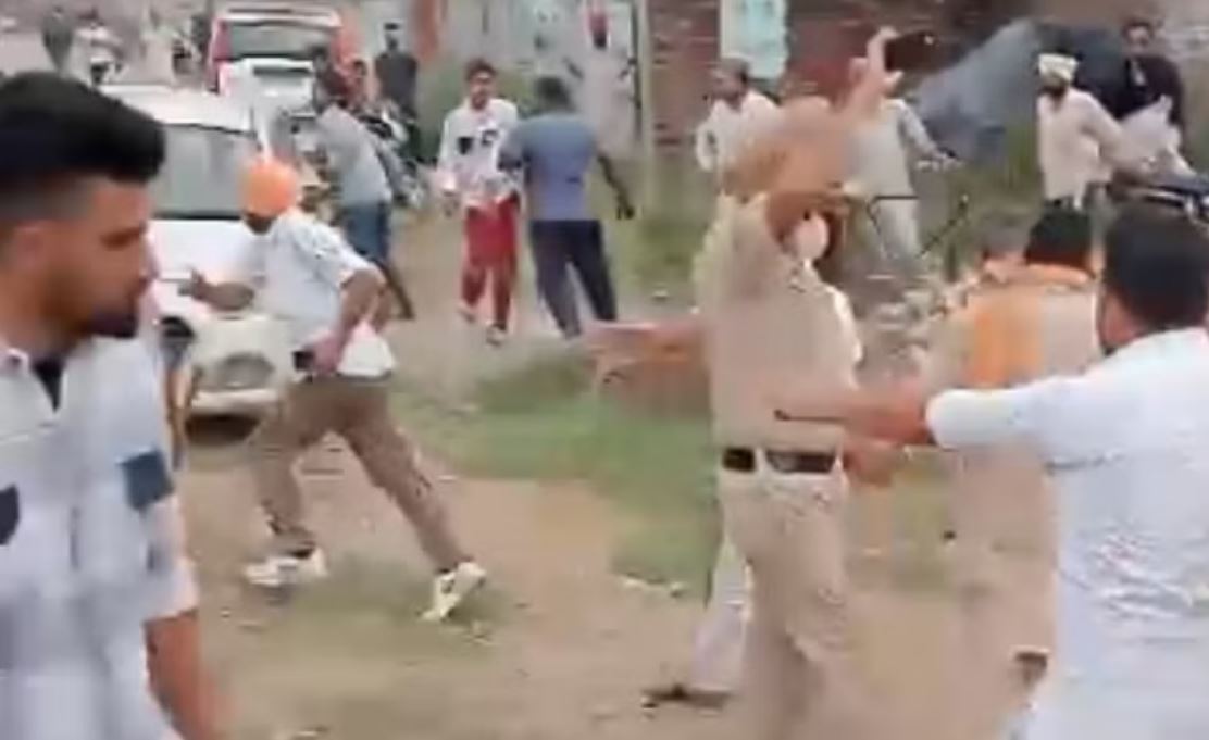 भाजपा की प्रचार बैठक में हंगामा: विरोध करने आए किसानों के साथ पार्टी वर्करों की झड़प