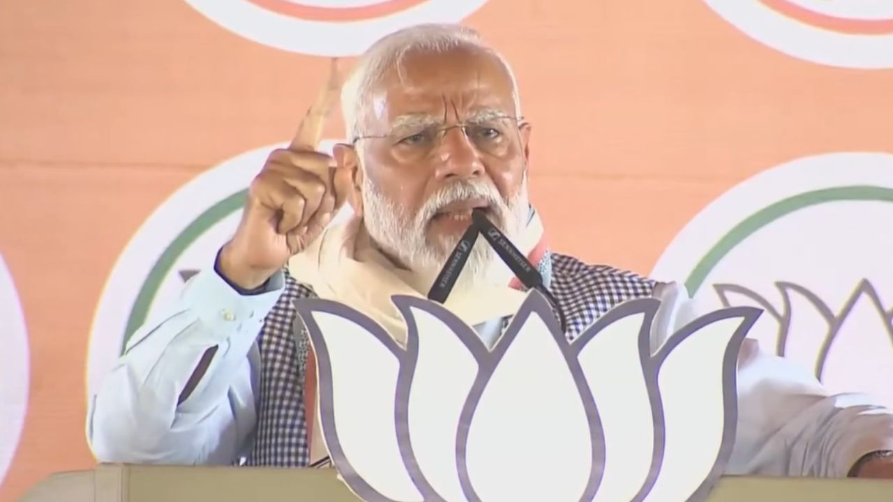 'भारत को आंख दिखाने वाले आज आटे के लिए भटक रहे', नवादा में बोले मोदी