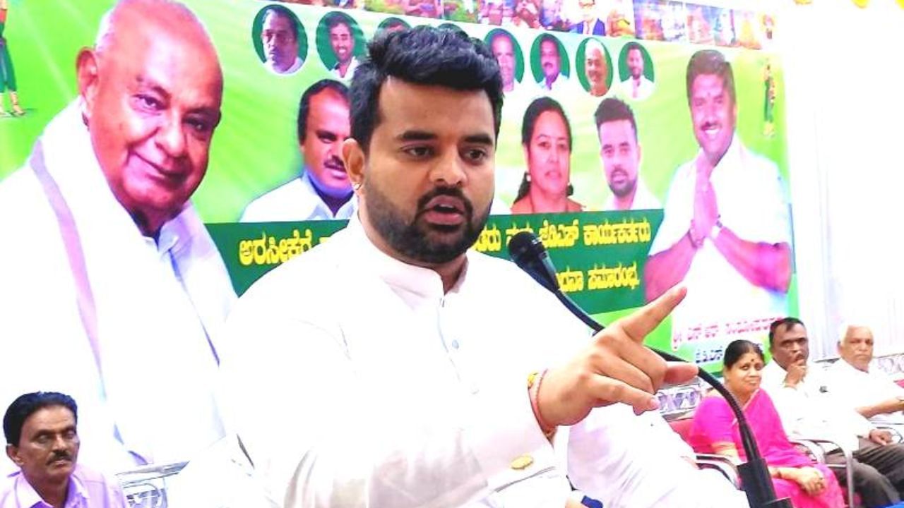 वीडियो कॉल, अश्लील बातें, किचन में छेड़छाड़…पूर्व पीएम देवेगौड़ा के पोते पर संगीन इल्जाम