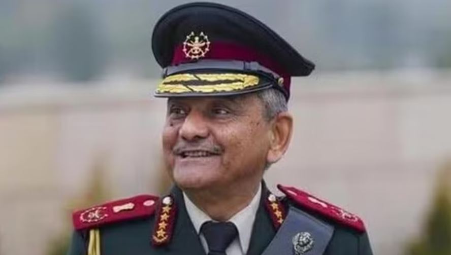 फ्रांस के साथ भी रणनीतिक साझेदारी बढ़ा रहा भारत, सीडीएस अनिल चौहान के दौरे पर हुई अहम बातचीत