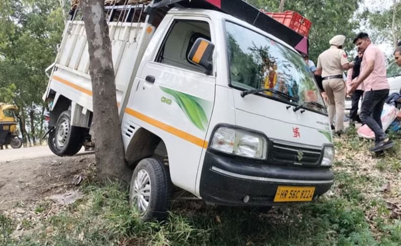 हरियाणा: त्रिलोकपुर से माथा टेककर लौट रहे भक्तों की टाटा ऐस पेड़ से टकराई, 18 घायल
