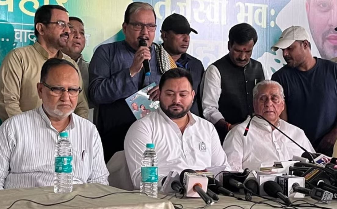 राजद का घोषणापत्र जारी: तेजस्वी बोले- इंडी सरकार बनी तो अग्निवीर योजना खत्म करेंगे