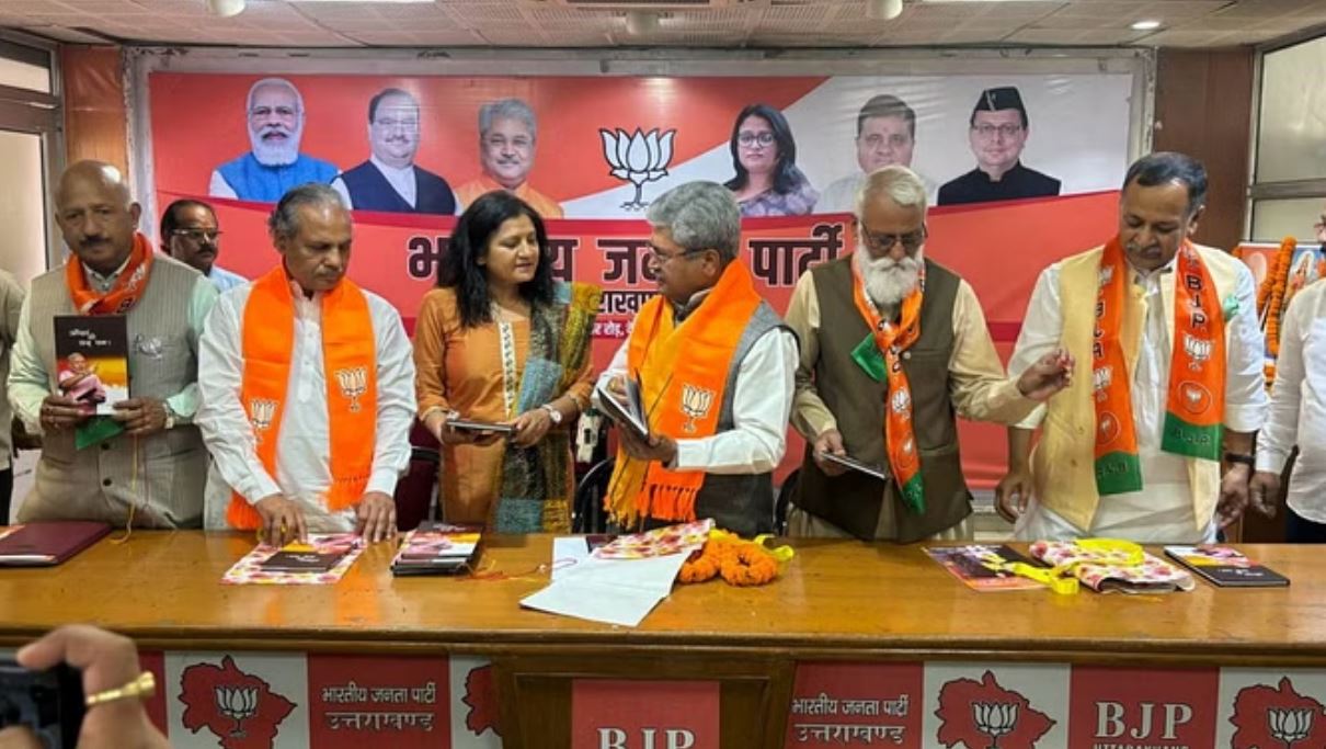 उत्तराखंड की कवियित्री ने प्रधानमंत्री की लिखी कविताओं का किया गढ़वाली में अनुवाद