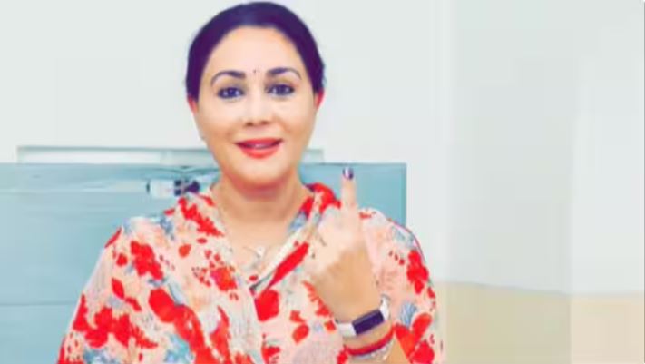 राजस्थान की डिप्टी सीएम दीया कुमारी ने किया मतदान