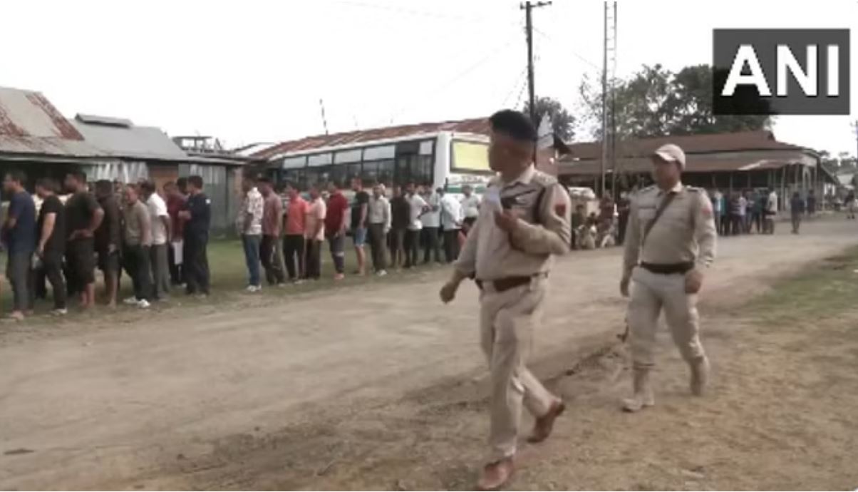 मणिपुर के 11 निर्वाचन केंद्रों में आज फिर मतदान, कड़ी सुरक्षा के बीच कराई जा रही वोटिंग