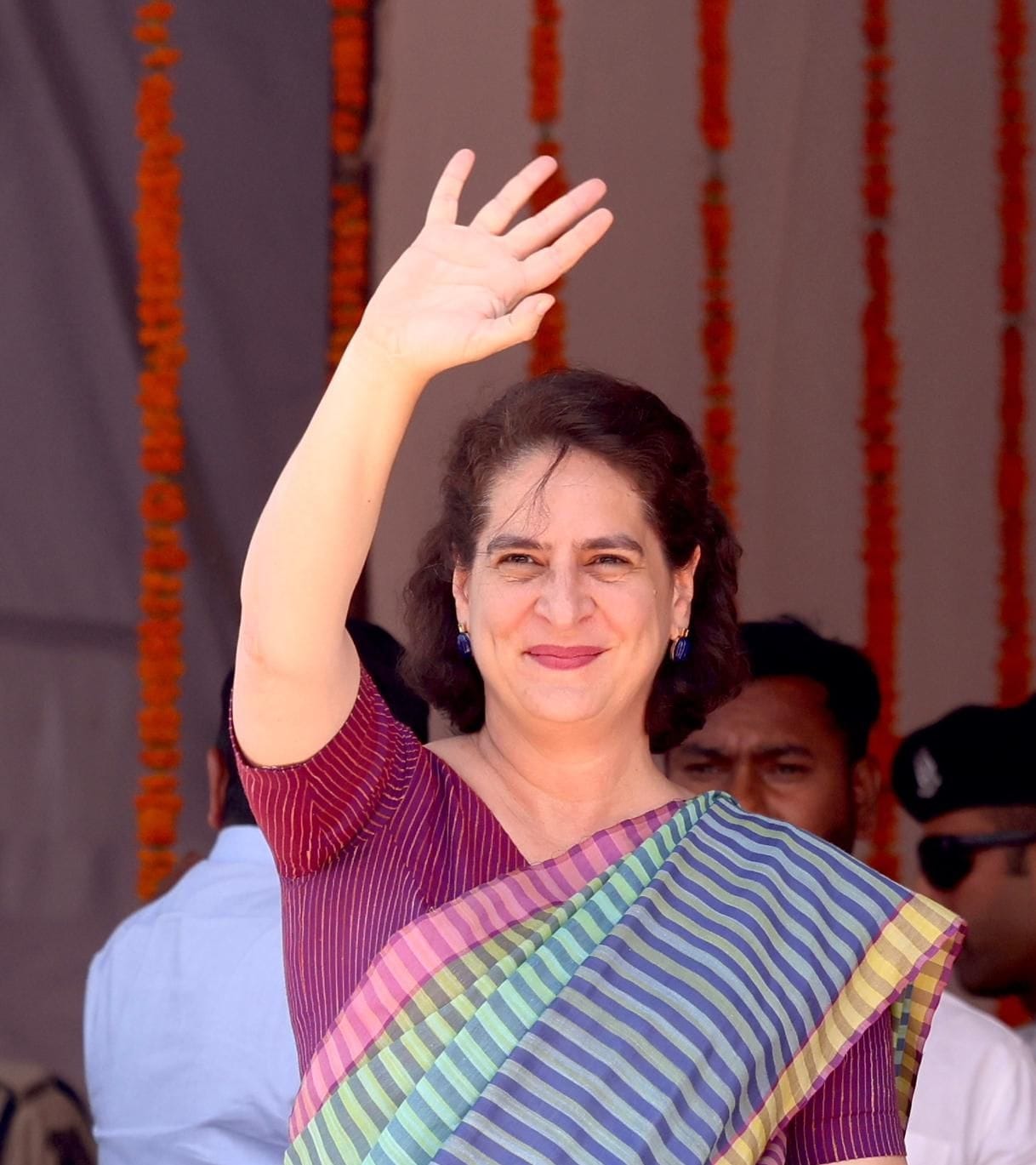 चिरमिरी में प्रियंका ने जनसभा को किया संबोधित, भाजपा को घेरा