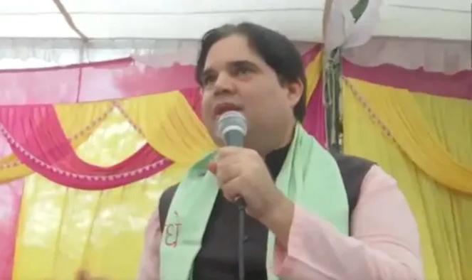 वरुण गांधी ने मां मेनका के लिए सुलतानपुर में किया चुनाव प्रचार