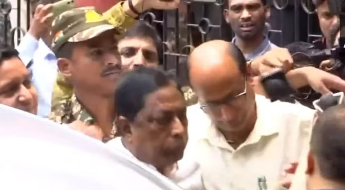 मंत्री आलमगीर आलम को लेकर रांची की विशेष पीएमएलए अदालत पहुंची ईडी