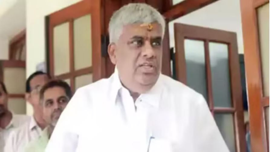 8 मई तक हिरासत में भेजे गए एचडी रेवन्ना, एसआईटी की कार्रवाई को बताया राजनीतिक साजिश