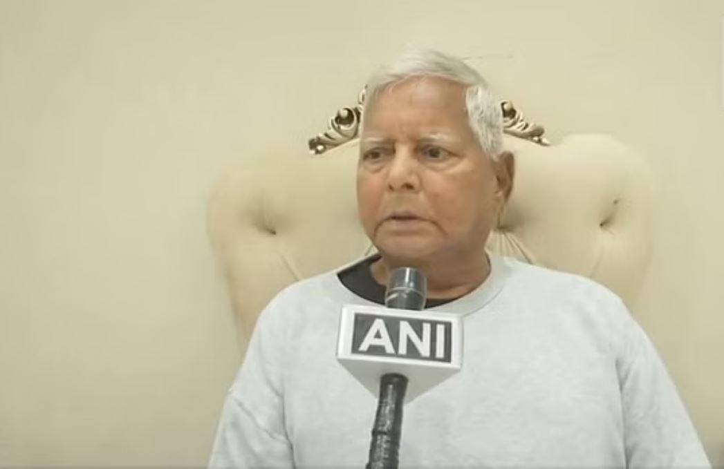 लालू यादव ने प्रधानमंत्री नरेंद्र मोदी के लिए क्या लिख दिया, हिंदी शब्द बताकर प्रहार