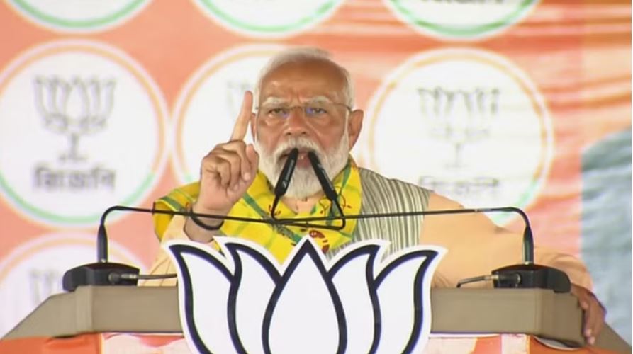 शाहजहां को बचाने के लिए टीएमसी वाले संदेशखाली की बहनों को दोषी ठहरा रहे: पीएम मोदी