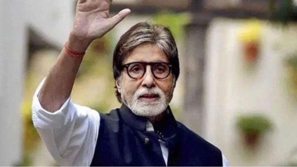 अमिताभ बच्चन ने खास अंदाज में फैन्स से की वोट डालने की अपील