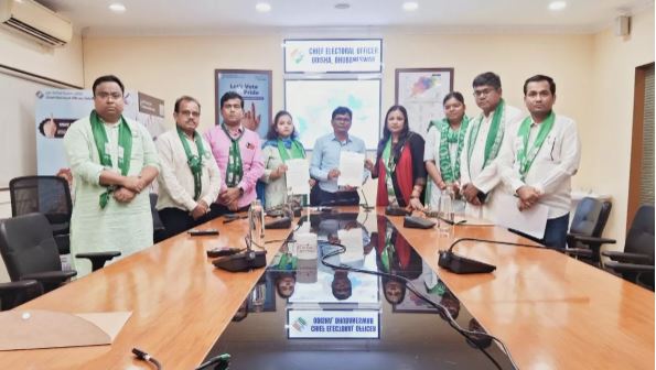 बीजद की प्रचार वाहन पर कांग्रेस समर्थकों का हमला, पार्टी ने ईसी से की शिकायत