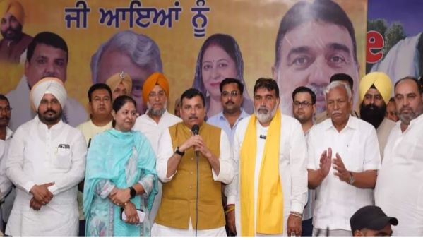 धमकी देने से पहले पंजाबियों का इतिहास पढ़ लेते, शाह के दौरे पर ये क्या बोल गए संजय सिंह