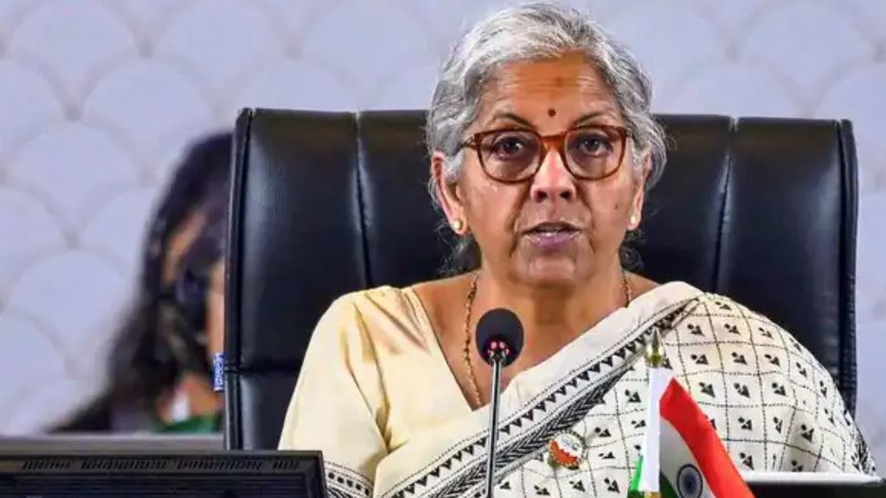 कितना बदल गया देश का बजट, वित्तमंत्री ने बताया 10 साल का हाल