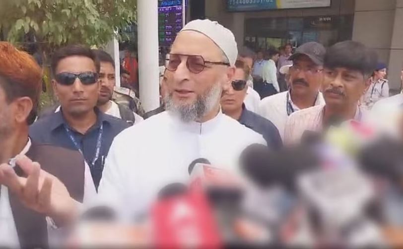 पीएम मोदी के पीछे ओवैसी बिहार पहुंचे, कहा- तीसरी मर्तबा उन्हें पीएम बनने से रोकेंगे