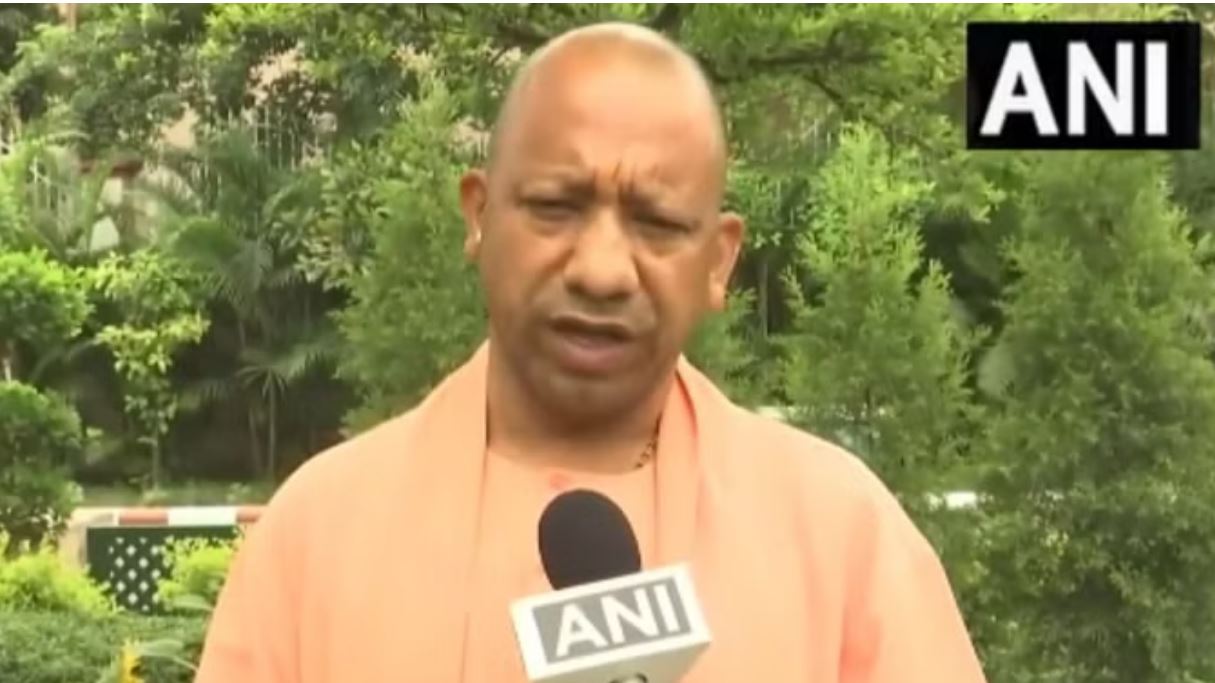 हार की खिसियाहट को हिंदू आस्था के साथ खिलवाड़ करके व्यक्त कर रही कांग्रेस: योगी