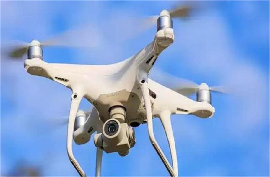 पुंछ में एलओसी के पास संदिग्ध पाक ड्रोन पर बीएसएफ ने की फायरिंग