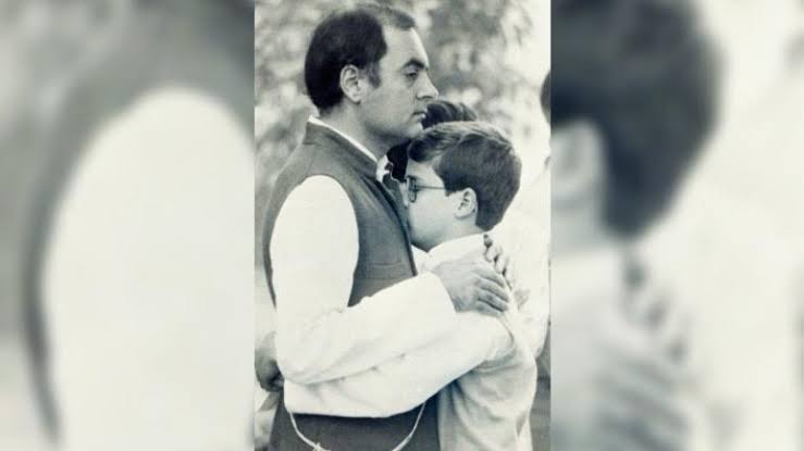 पिता राजीव गांधी की पुण्यतिथि पर फोटो शेयर कर राहुल ने लिखी ये बातें