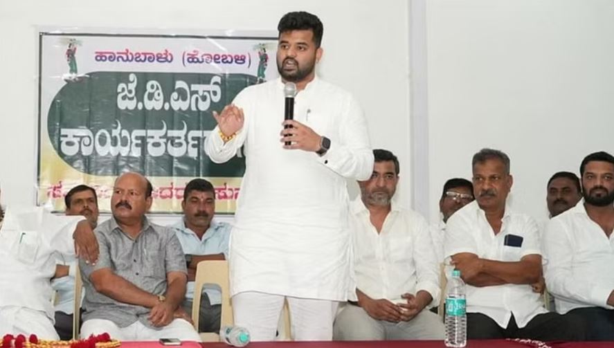 दुष्कर्म पीड़ितों को मिलेगी वित्तीय मदद, प्रज्ज्वल के खिलाफ ब्लू कॉर्नर नोटिस जारी करने की तैयारी