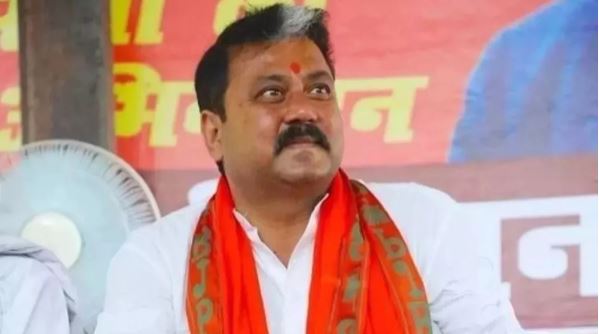 साहेबगंज के भाजपा विधायक पर प्राथमिकी, रोड शो में पैसे बांटने का आरोप