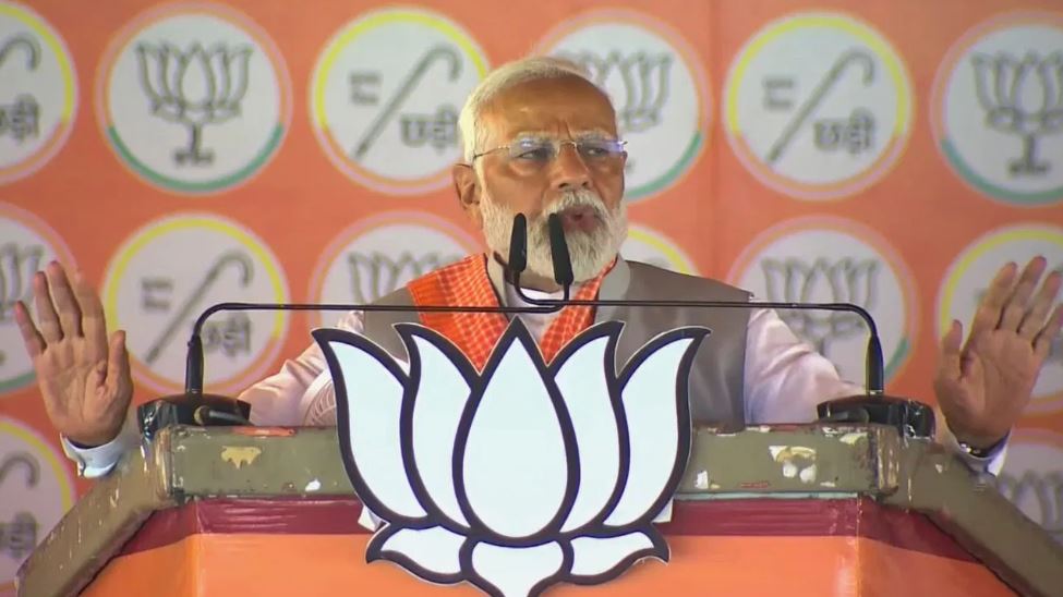 सीमा पार से जिहादी सपा-कांग्रेस का कर रहे हैं समर्थन: पीएम मोदी