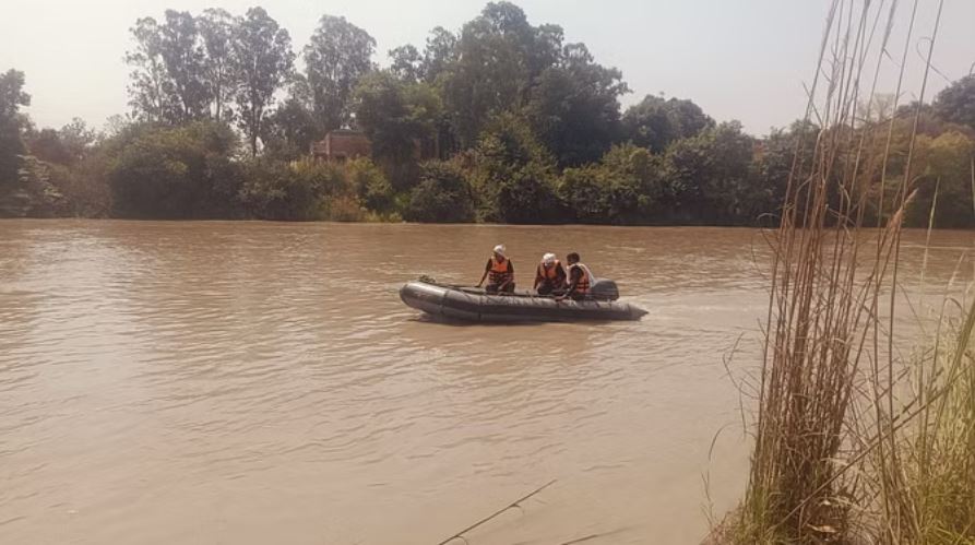 मुजफ्फरनगर: नहर में डूबे लद्दाख के छात्र अब्बास का शव मिला, काजिम का सुराग नहीं