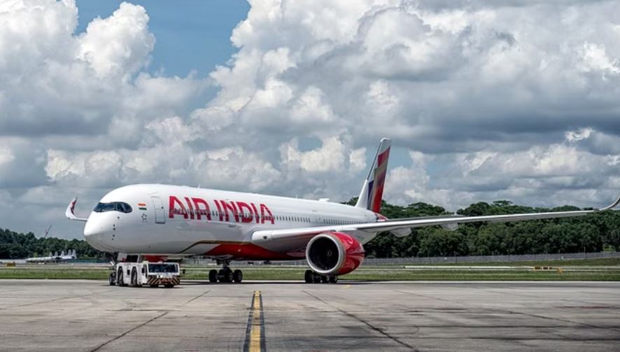 एक-दो नहीं बल्कि 25 घंटे देरी से उड़ा एयर इंडिया का विमान