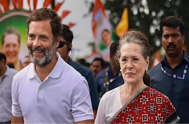 सोनिया गांधी रायबरेली में, आज प्रियंका, राहुल और अखिलेश यादव के साथ दिखेंगी एक मंच पर