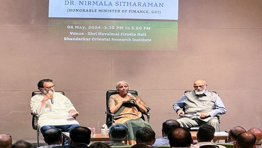 कांग्रेस का घोषणापत्र लागू हुआ तो 5 नाजुक अर्थव्यवस्थाओं में शामिल होगा भारत: सीतारमण