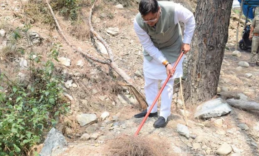 उत्तराखंड में सुलग रहे जंगल: ग्राउंड जीरो पर पहुंचे सीएम धामी