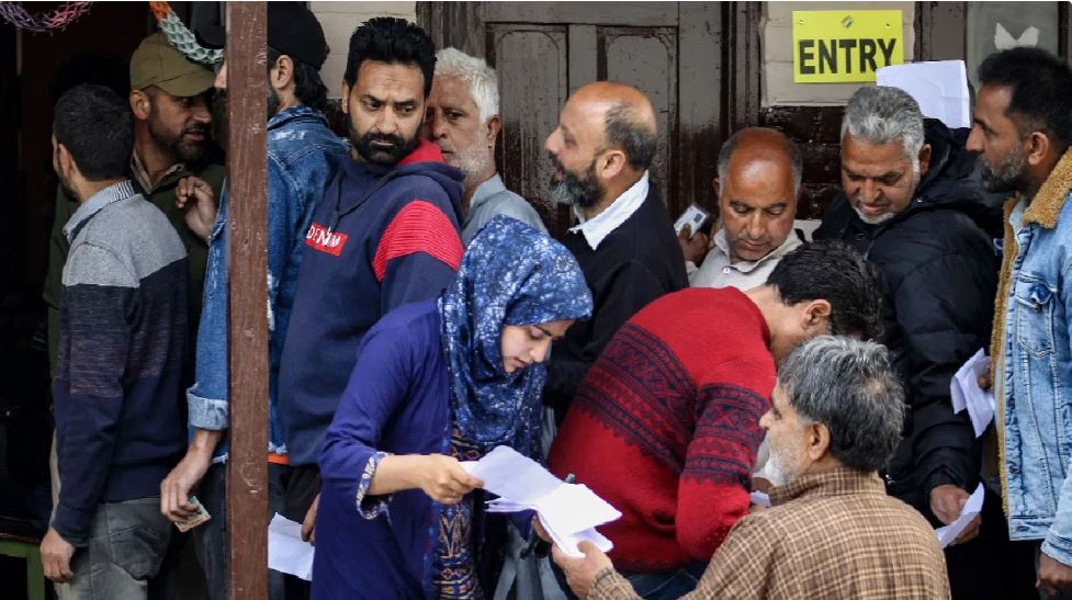 चौथे चरण में 62.84% वोटिंग, बंगाल में बंपर मतदान, ऐसा रहा एमपी-बिहार की सीटों का हाल