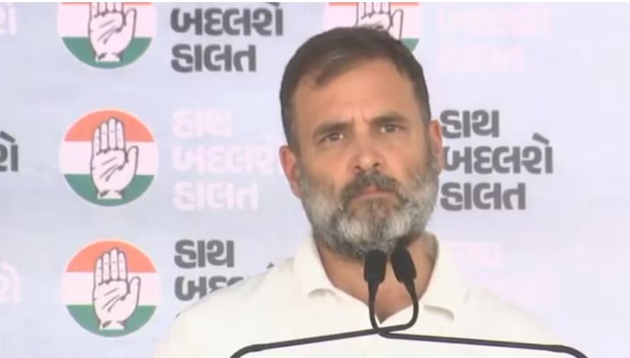 राहुल ने कांग्रेस कार्यकर्ताओं को लिखी चिट्ठी- यह हमारे लोकतंत्र, संविधान को बचाने की लड़ाई