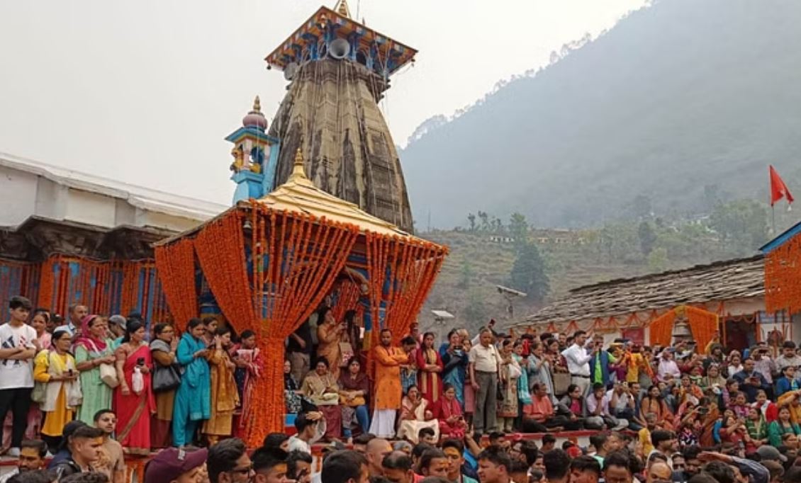 बाबा केदार की डोली ने अंतिम पड़ाव के लिए किया प्रस्थान