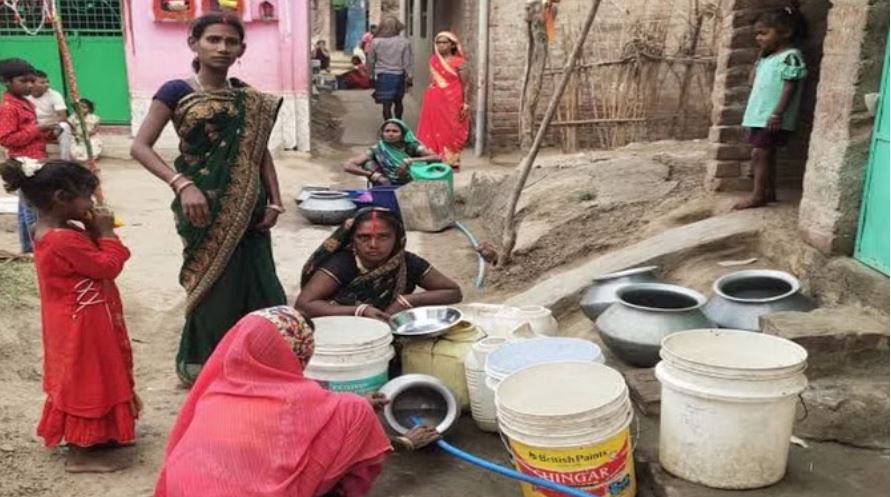 उमरिया: पाली में गहराया जल संकट, पानी की पाइप लाइन खराब