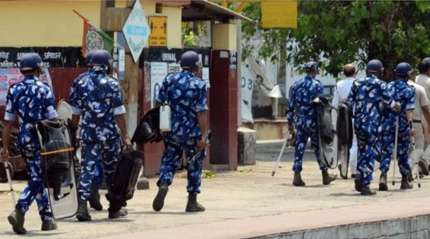 मतदान से पहले बंगाल में हुई हिंसा, आईएसएफ समर्थकों ने टीएमसी कार्यकर्ताओं पर बम फेंका, पांच घायल