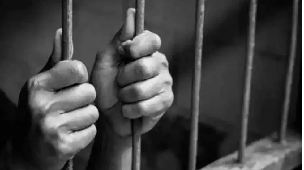 जयपुर: महिला का चेहरा कुचला, तन पर नहीं थे कपड़े और हाथ पर एसजे नाम