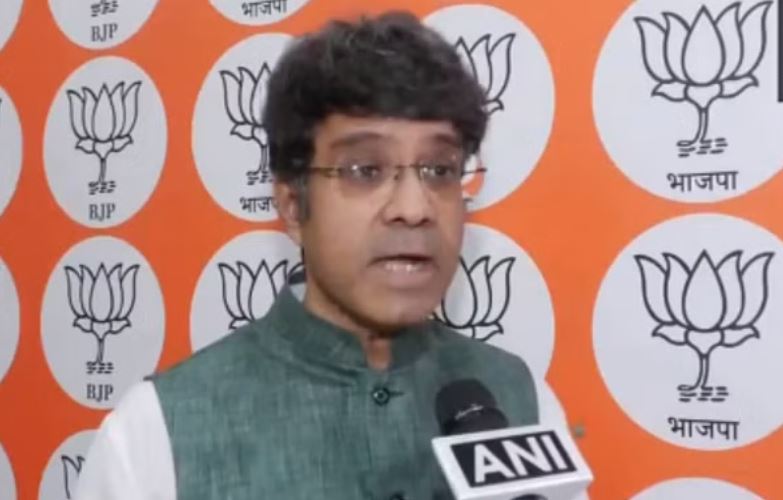 राहुल गांधी का ‘राजनीतिक शेयर’ बहुत निचले स्तर पर; हार से वह सदमे में हैं: सीआर केसवन