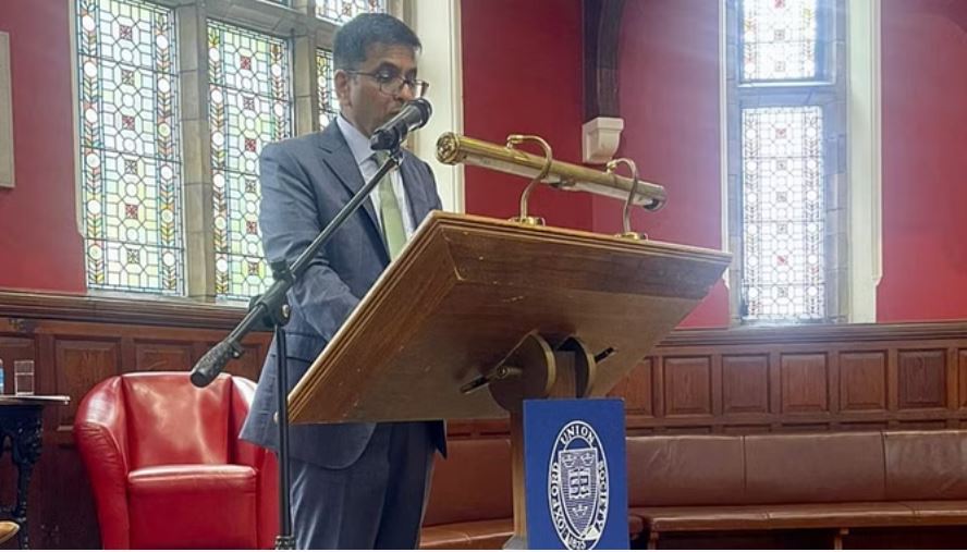 24 साल के कार्यकाल में कभी सियासी दबाव का सामना नहीं करना पड़ा: सीजेआई चंद्रचूड़