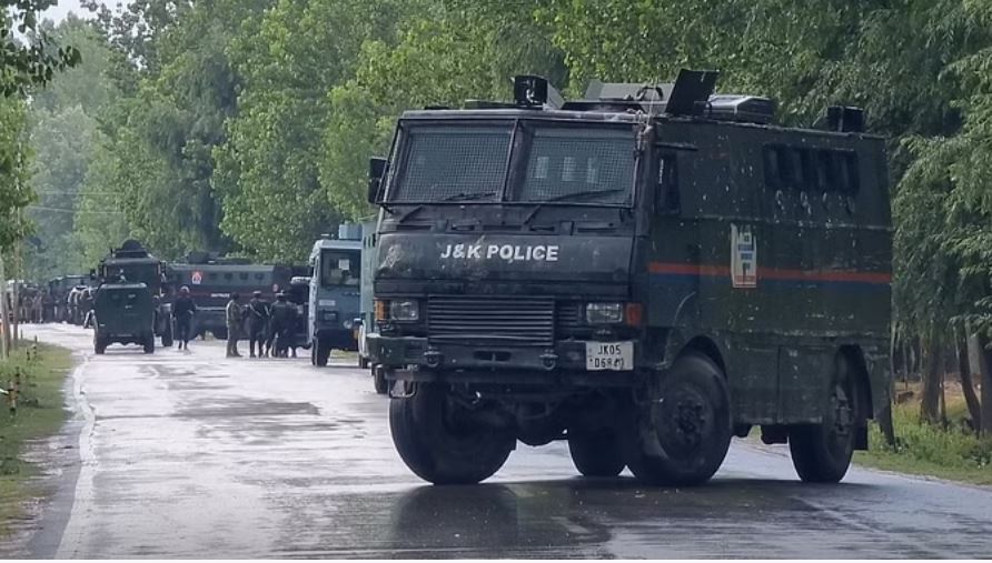 बारामुला मुठभेड़: लश्कर से जुड़े थे मारे गए दोनों पाकिस्तानी आतंकी
