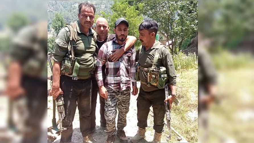 डोडा: पुलिसकर्मी से राइफल लेकर भागने वाला मोहम्मद रफी गिरफ्तार